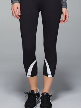 lululemon athletica Run Inspire Crop II